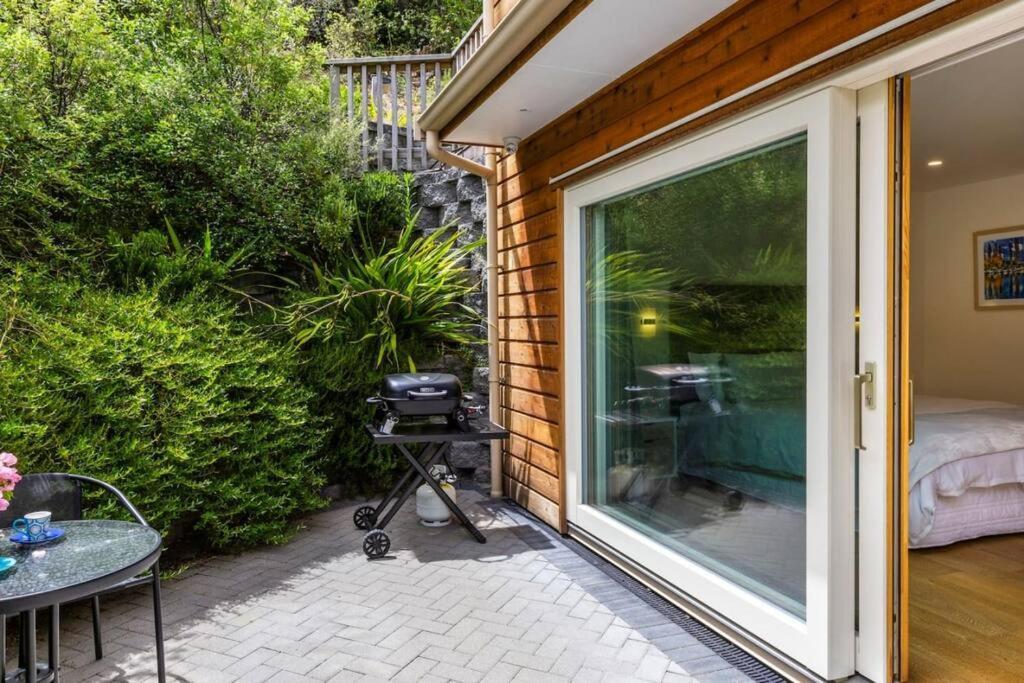 The Fantail Couples Retreat Apartment Kinloch Exterior photo